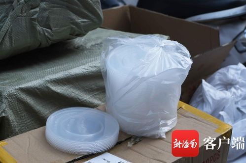 小吃店快递包裹暗藏玄机，海口执法顺藤摸瓜查获近4万违禁塑料制品